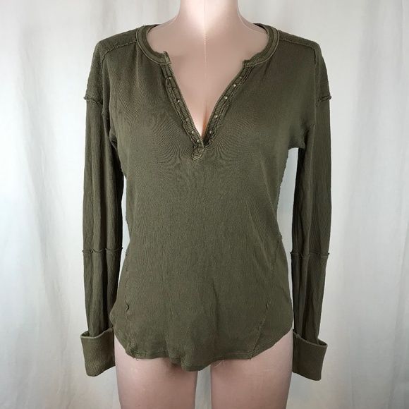 LIKE NEW!  Free People ‘We the Free’ military henley in army green - Picture 1 of 9